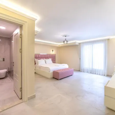 Villa Luxury 4 Bedroom Villa Private Turkish Hamam&Sauna *